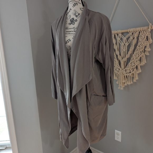 2/$20 Zara waterfall front blazer Taupe Size Small - Picture 4 of 8